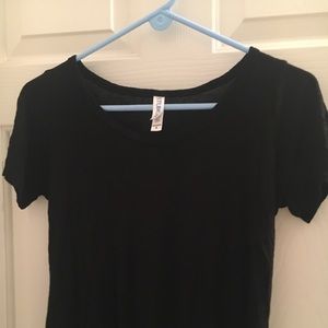 simple black shirt - very soft!